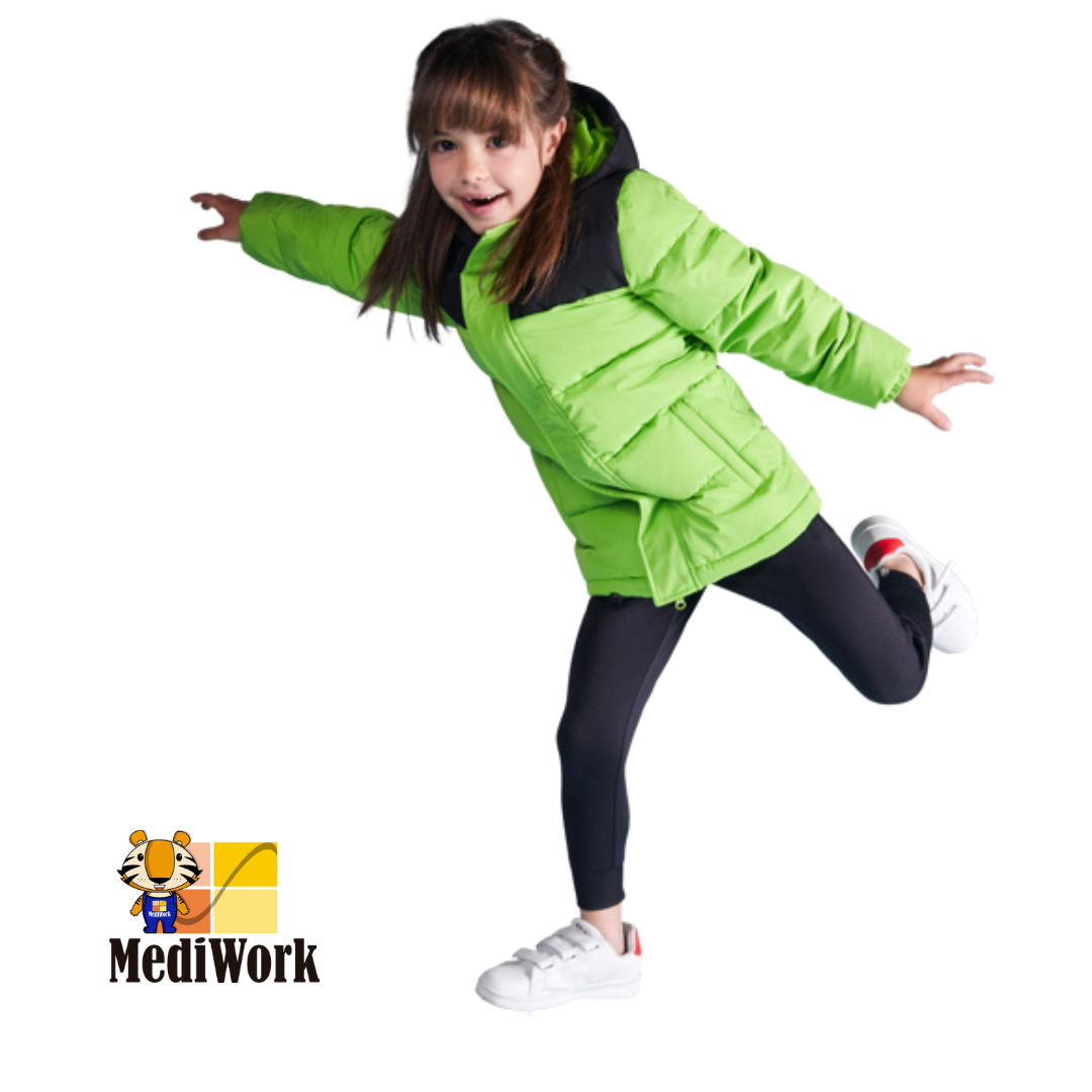 Chaqueta acolchada combinada con capucha fija niños 5075 03
